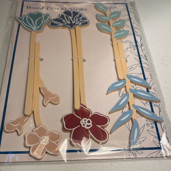 Crescent Enterprise Wood Flower Stems - Picture 4 of 7